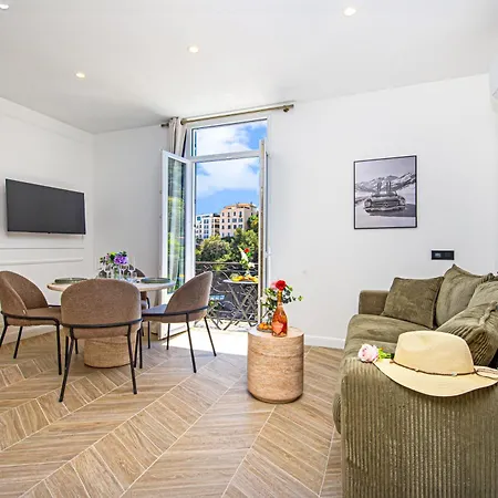 Serres - Somptueux 2 Pieces - Frontiere Monaco - Vue Apartment